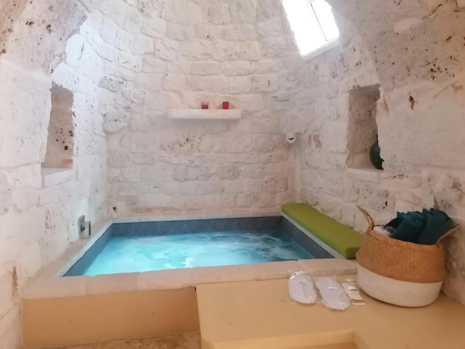 Hostal Trullo Del Sol Ceglie Messapica Exterior foto